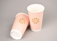Бумажная материальная жара кофейных чашек двойного слоя - изолированное качество еды