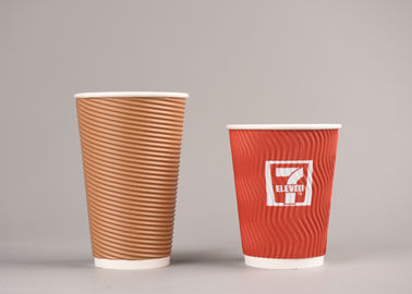 Китай Чашки с крышками, чашки бумаги печатания изолированные выпивая многоразового обруча пульсации горячие завод